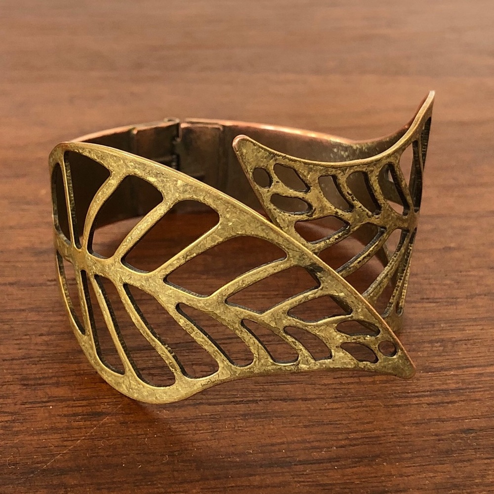 Brass Filigree Leaf Hinged‎ Cuff Bracelet